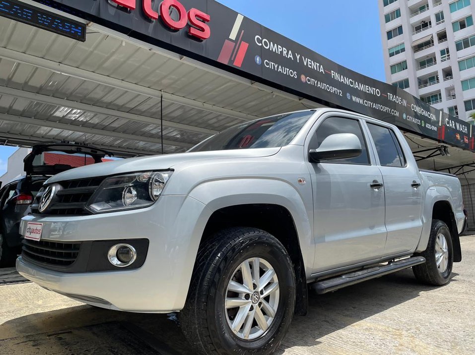 SE VENDE VOLKSWAGEN AMAROK 2015 4x4