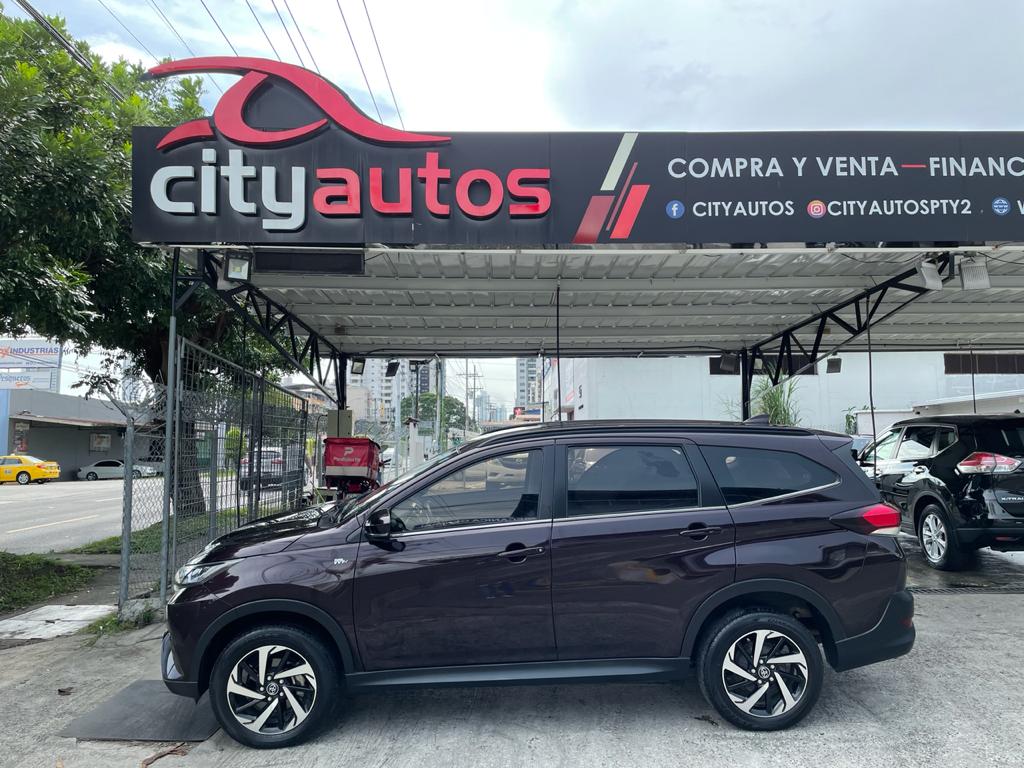 SE VENDE TOYOTA RUSH  2020 SEMIFULL