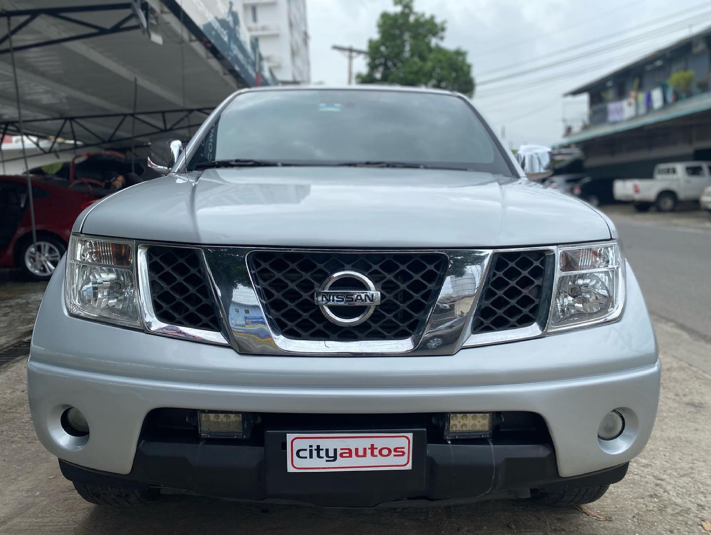 SE VENDE NISSAN NAVARA 2012 4X4