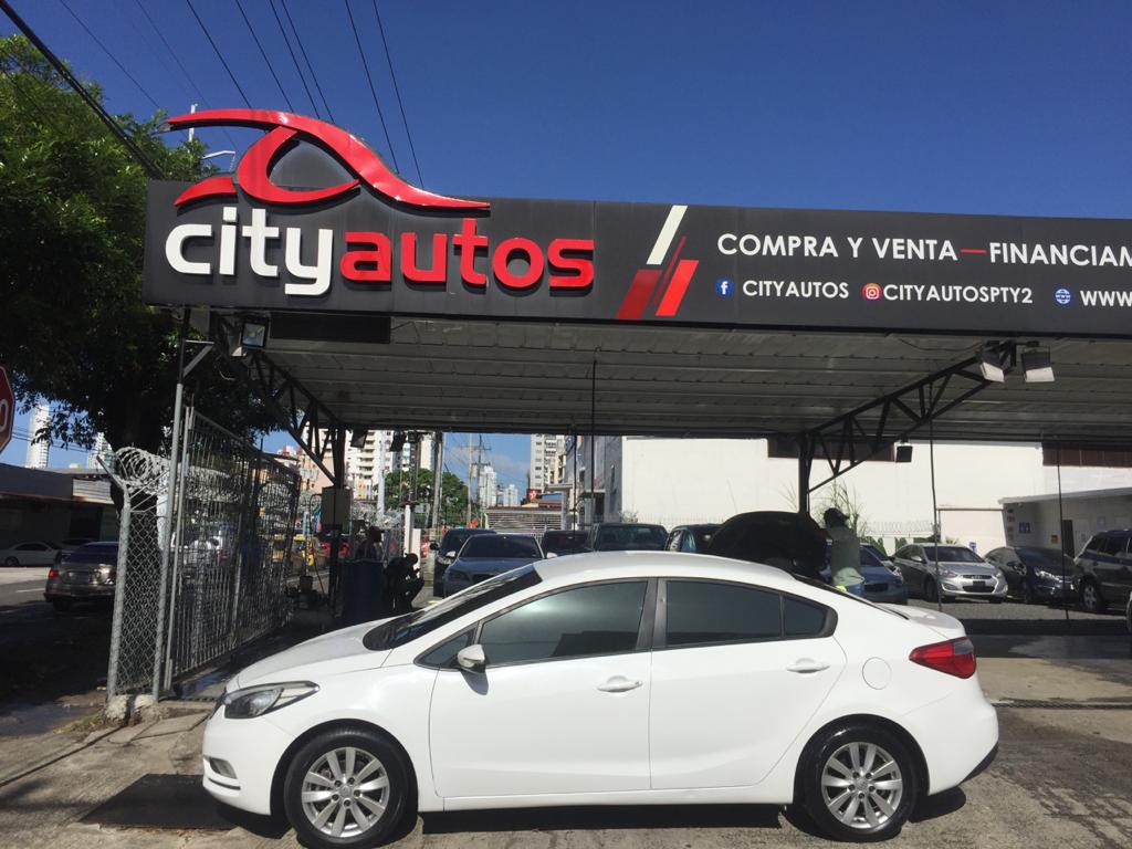 Kia Cerato 2013 semifull