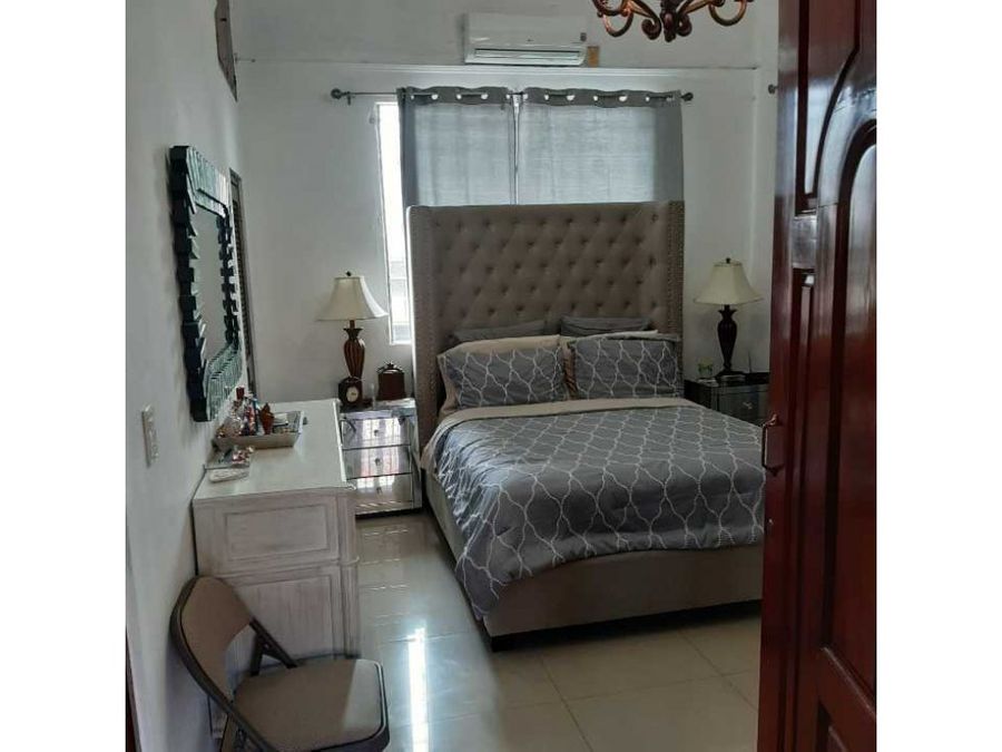 ALQUILO O VENDO CASA EN CARRASQUILLA FULL AMOBLADO 4 RECAMARAS 3 BAÑOS